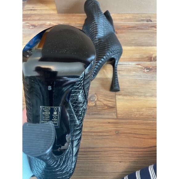 Azalea Wang Black Snakeskin Boots - Picture 5 of 6